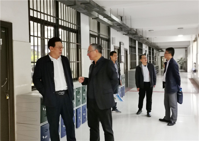 以教學視導為契機   深入課堂抓質(zhì)量(圖1)