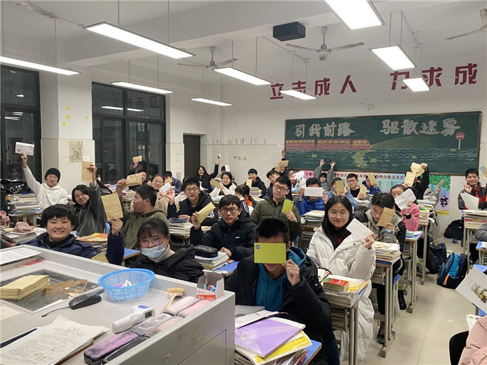 紙短情長，一封家書讀懂舐犢情深(圖3)