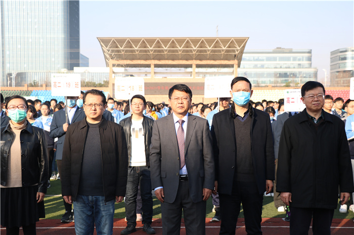 政教處：牛年喜迎升國旗，新春共話責(zé)任觀(圖3)