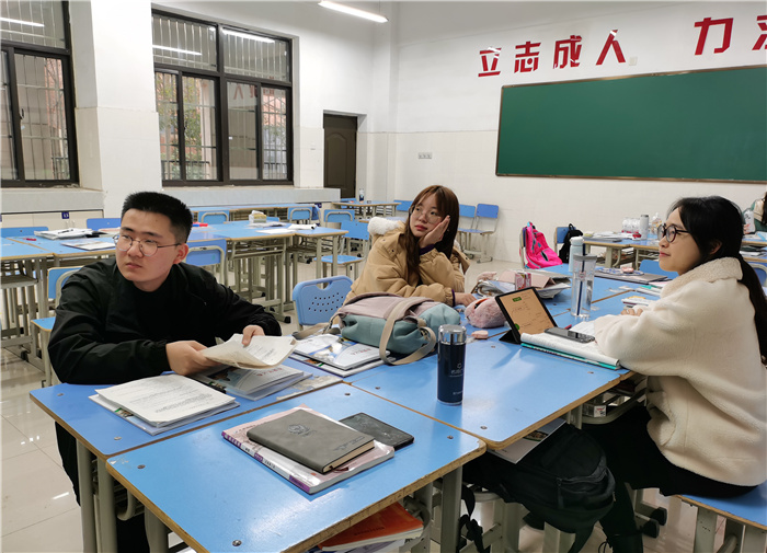 教務(wù)處：不斷學(xué)習(xí)，充實(shí)自我(圖1)
