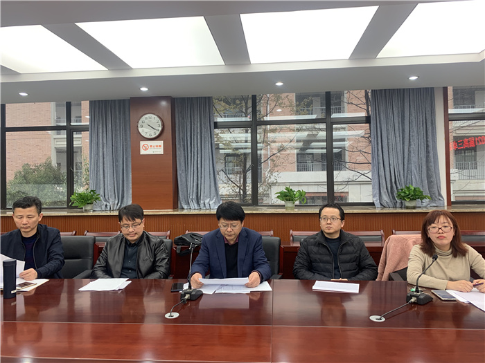 高三級部：志不求易更卓越，學(xué)不避難自折桂(圖1)