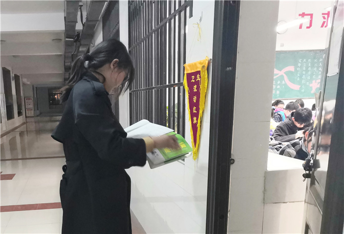 高一級部：工作細化常態(tài)化 “質”“效”共抓提效率(圖3)