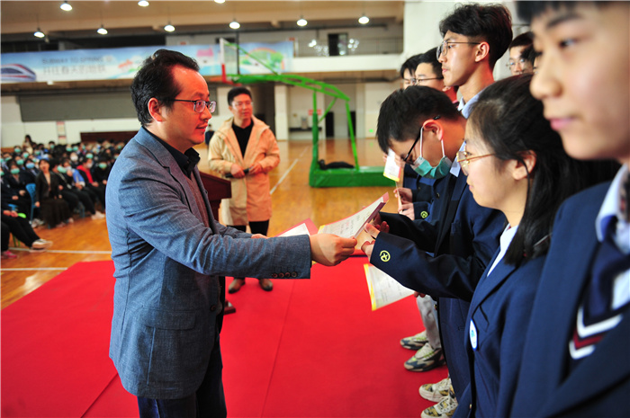 高一級(jí)部：致敬建黨百年，書寫無悔青春(圖9)