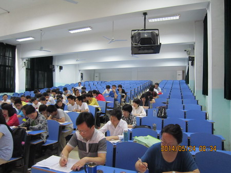 探索青年教師成長(zhǎng)規(guī)律，豐富青年教師的培養(yǎng)模式(圖1)