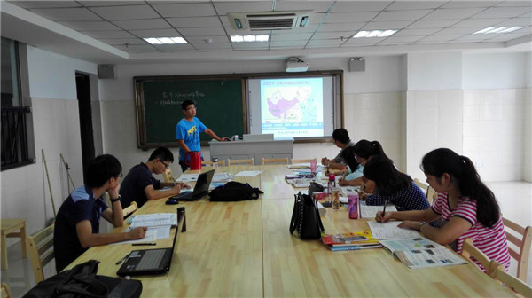齊心協(xié)力開展校本培訓 助力青年教師專業(yè)成長(圖3)