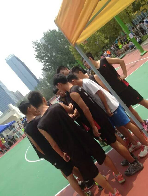 籃球運動永不息,陽光體育永不止(圖1)