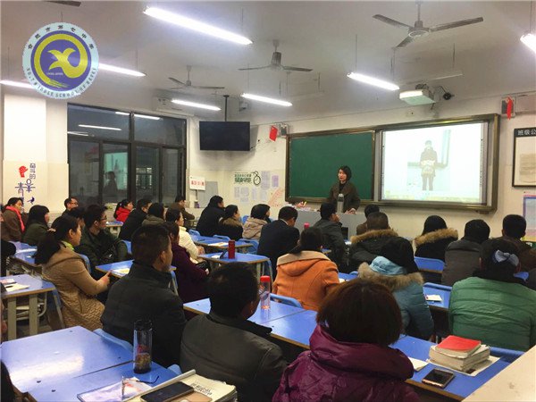 凝聚家校共識(shí) 齊心奮戰(zhàn)一模(圖2)