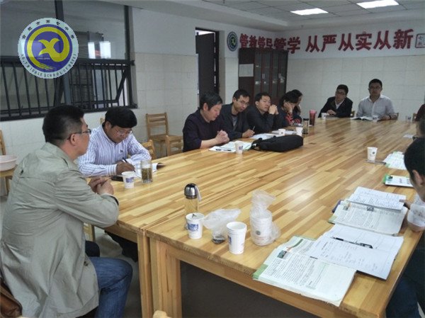 同課異構(gòu)亮風(fēng)采，校際交流共成長(zhǎng)(圖1)