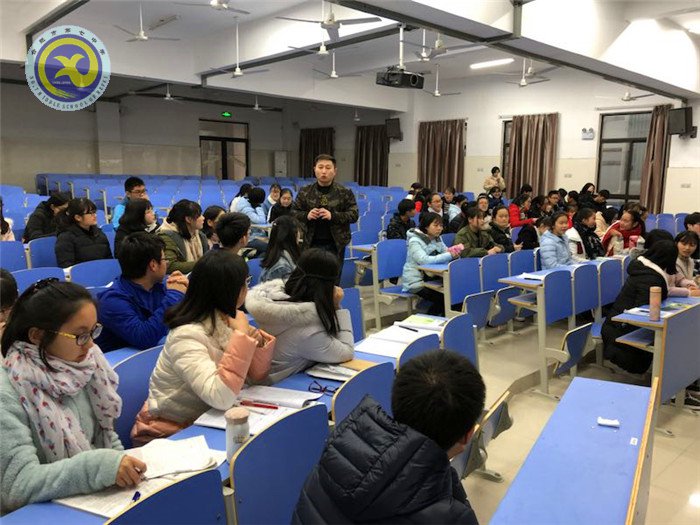 妙語連珠彰顯語言魅力 舌吐蓮花展現(xiàn)主持風(fēng)采(圖1)