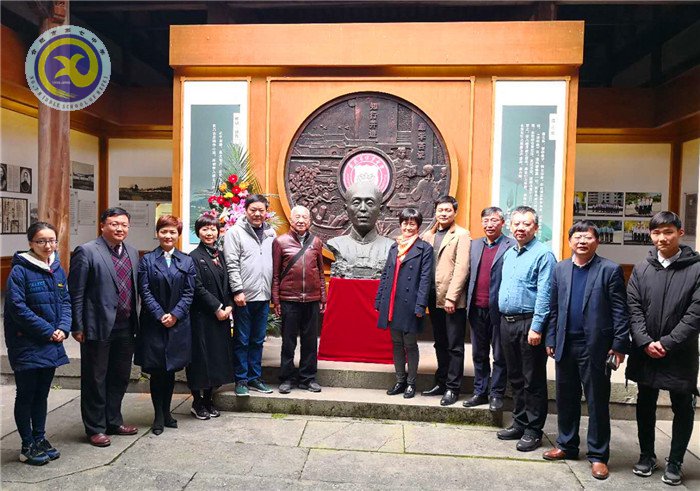 重教研善汲眾校經(jīng)驗 講實效力促高三發(fā)展(圖1)