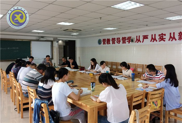 一輪復(fù)習(xí)爭(zhēng)展示 杏壇新秀競(jìng)風(fēng)流(圖4)