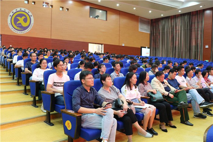 揮灑青春活力 展現(xiàn)師生風采(圖2)
