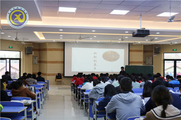 同課異構(gòu)共研討，青年教師展風(fēng)姿(圖4)