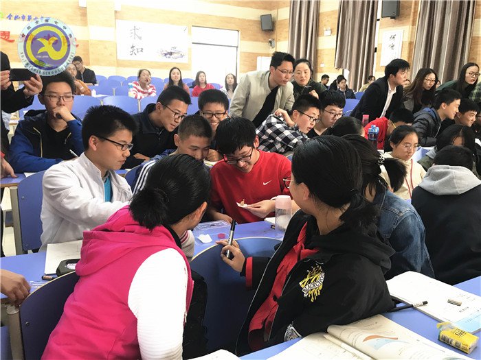 同課異構(gòu)共研討，青年教師展風(fēng)姿(圖18)
