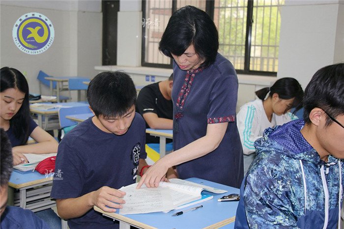 萬(wàn)家教育:2018年這些老師一不小心成了“網(wǎng)紅” 刷爆合肥人的朋友圈(圖5)