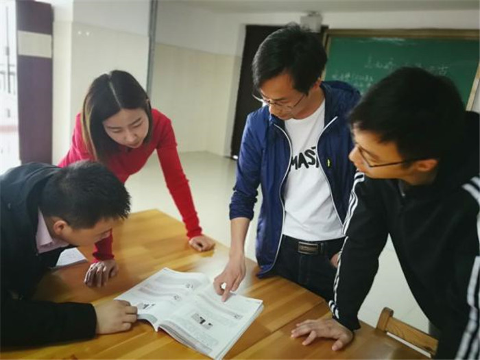 常態(tài)備課講落實   扎實教研促發(fā)展(圖5)