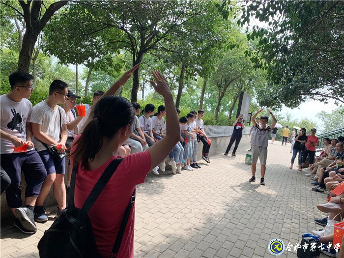 八月登頂蜀峰躊躇滿志，六月蟾宮折桂志在必得(圖4)
