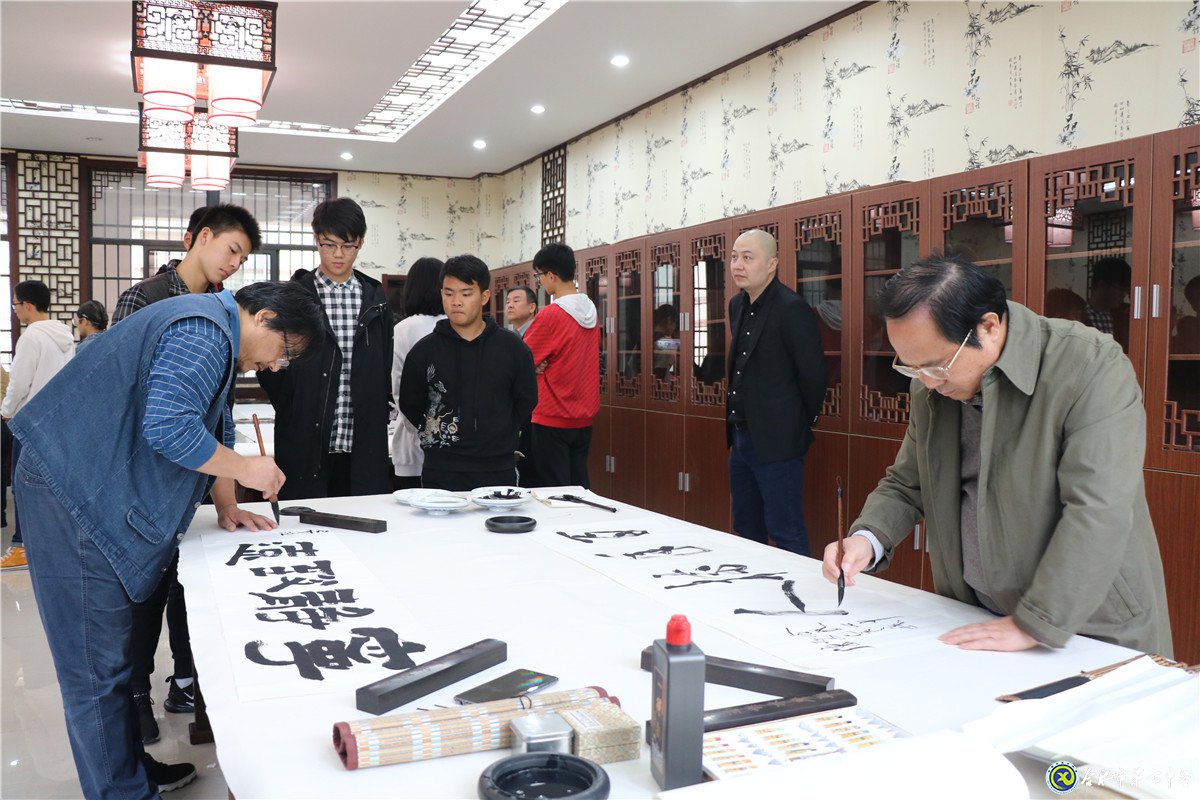 中國力量 盛世華章 安徽書畫名家走進(jìn)合肥七中(圖6)
