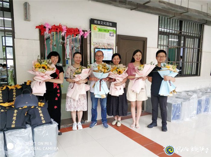 莘莘學子亮劍高考，多彩祝福滋潤心田(圖5)