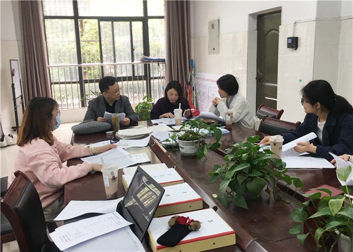 高三23班學(xué)情分析會.jpg