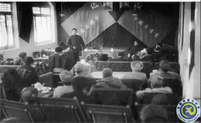 1949年3月5日至13日，具有歷史轉折意義的中國共產(chǎn)黨七屆二中全會在西柏坡召開。.jpg
