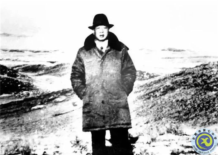 △孔繁森生前最后一張照片，拍攝于新疆托里縣境內(nèi)。.jpg