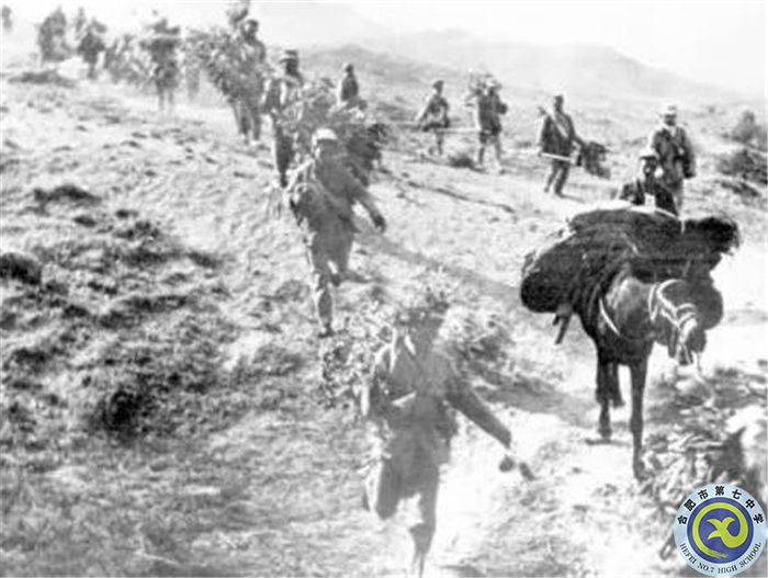 △孟良崮戰(zhàn)役中，我軍向孟良崮急速進(jìn)軍.jpg