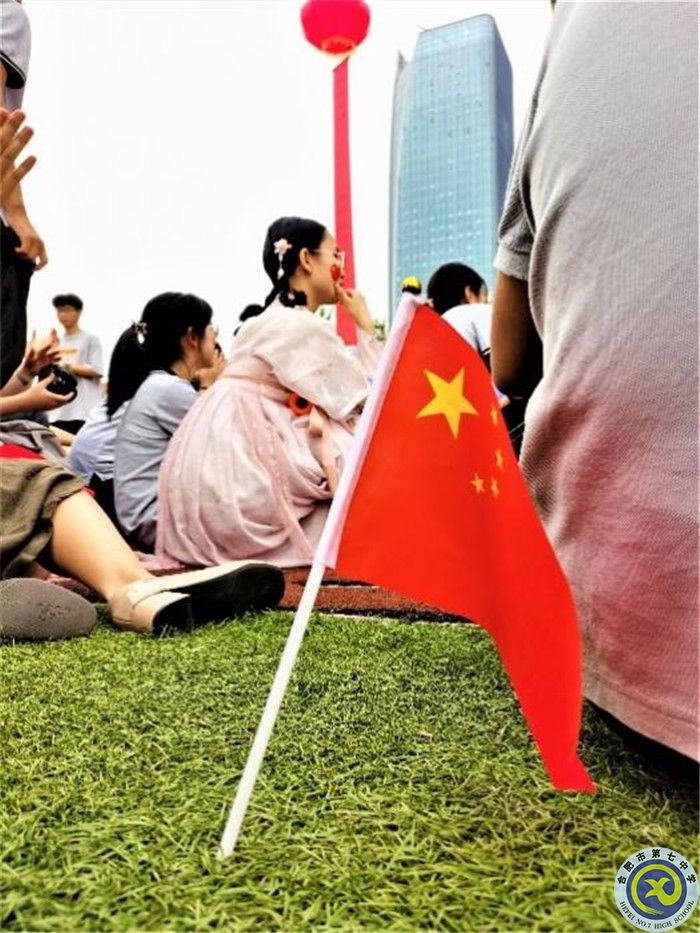 烈日灼灼不減朝氣  團結一心完美收官(圖1)