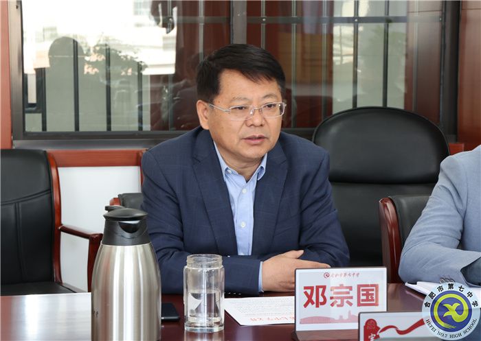 合肥市教育局黨委委員、副局長胡光喜一行調(diào)研合肥七中(圖4)