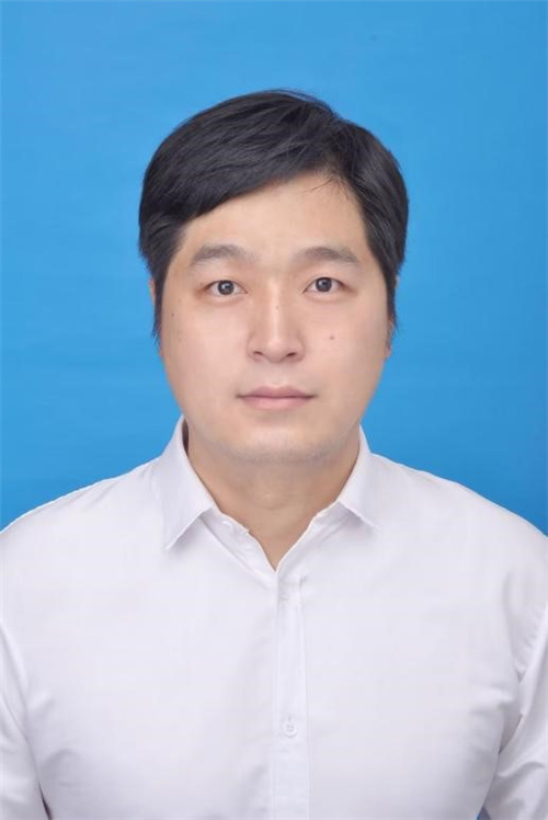 梁晉文.jpg