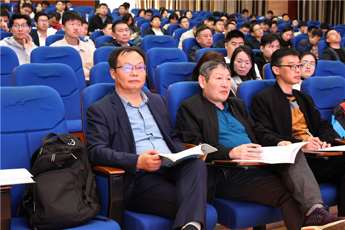 合肥市高中物理學(xué)科省“教壇新星”課堂教學(xué)觀摩研討活動(dòng)在七中開(kāi)展(圖2)
