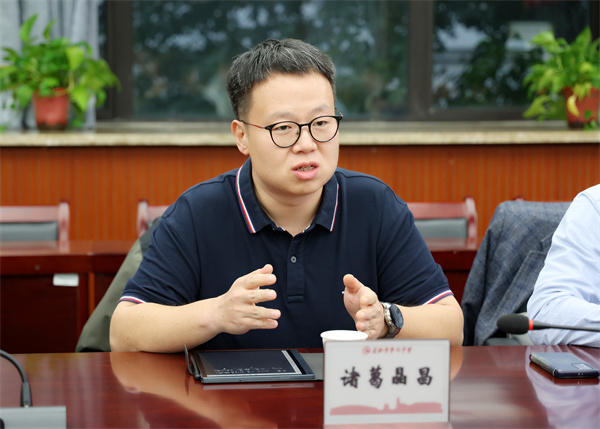 中國民航大學優(yōu)質生源基地授牌儀式在合肥七中舉行(圖3)