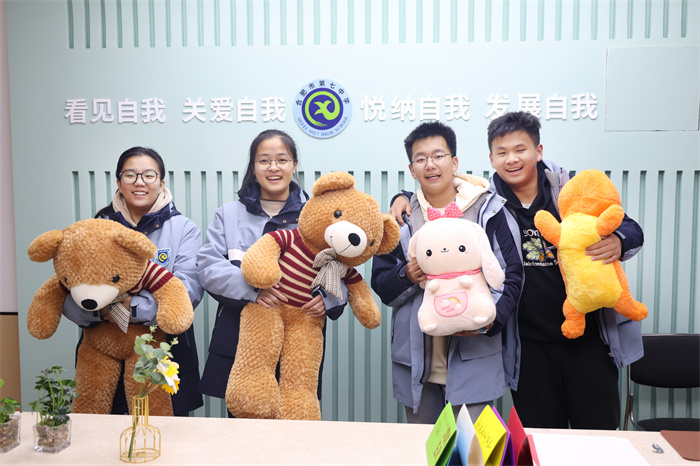 合肥七中開展校園科技文化藝術(shù)節(jié)之生命教育系列活動(圖1)