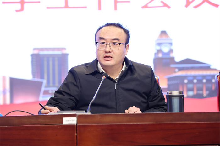 合肥七中召開2024 - 2025 學(xué)年第二學(xué)期開學(xué)工作會議(圖7)