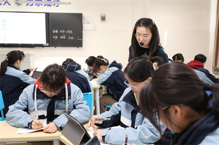 合肥七中智慧語文示范課引領(lǐng)教學(xué)新方向(圖2)