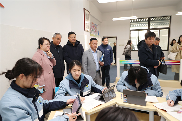 合肥七中智慧語文示范課引領(lǐng)教學(xué)新方向(圖3)