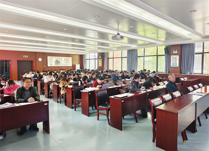 合肥七中高三年級召開階段性學(xué)情分析會(圖1)