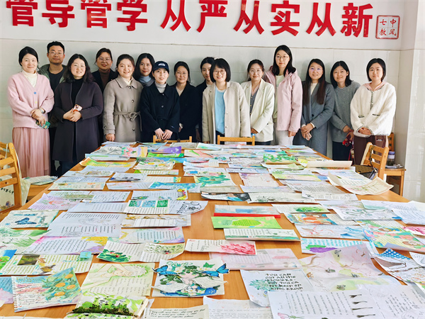 合肥七中高二年級(jí)舉辦“英語(yǔ)書(shū)法繪春天”比賽(圖3)