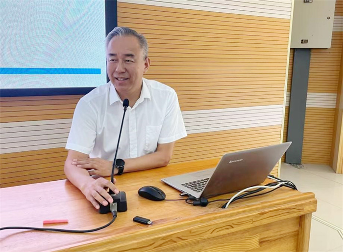 高三年級召開階段性學情分析會暨期末工作會4.jpg